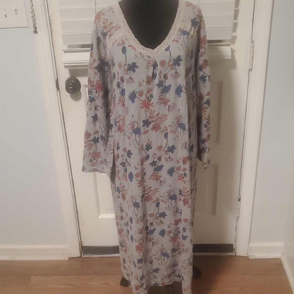 Cozee Corner Floral V-Neck Long Nightgown in Blue and Dusty Rose